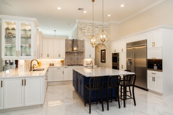 Kitchen Island Construction in Porter